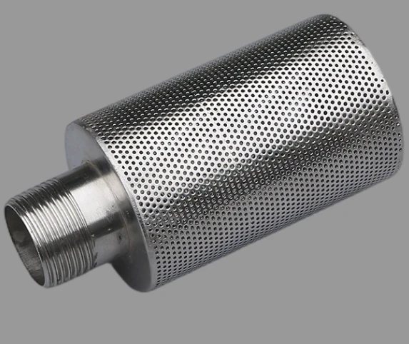 Tubo de metal perforado